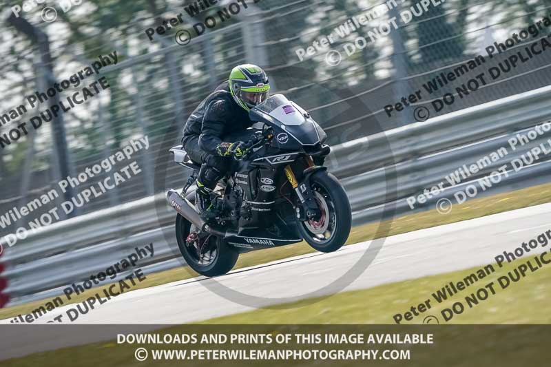 donington no limits trackday;donington park photographs;donington trackday photographs;no limits trackdays;peter wileman photography;trackday digital images;trackday photos